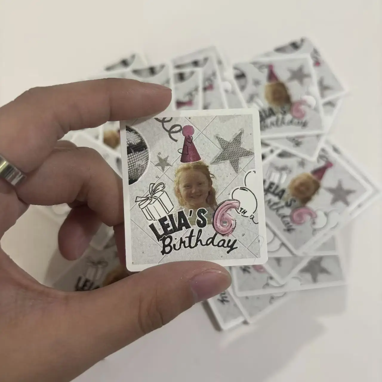 Custom Die Cut Waterproof Vinyl Stickers, Your Own Logo  Label, 100pcs，Kawaii Cute Self Adhesive Sticker, Envelope Seal