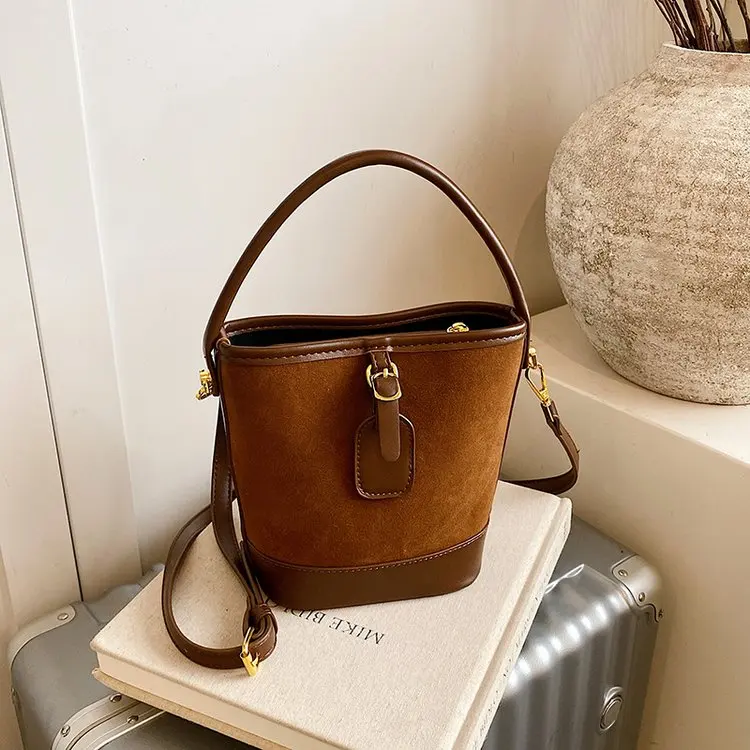 

Autumn New Explosion 2584 Casual Simplicity High Sense Niche Design Versatile Trend Light Luxury Fashion Shoulder Bag