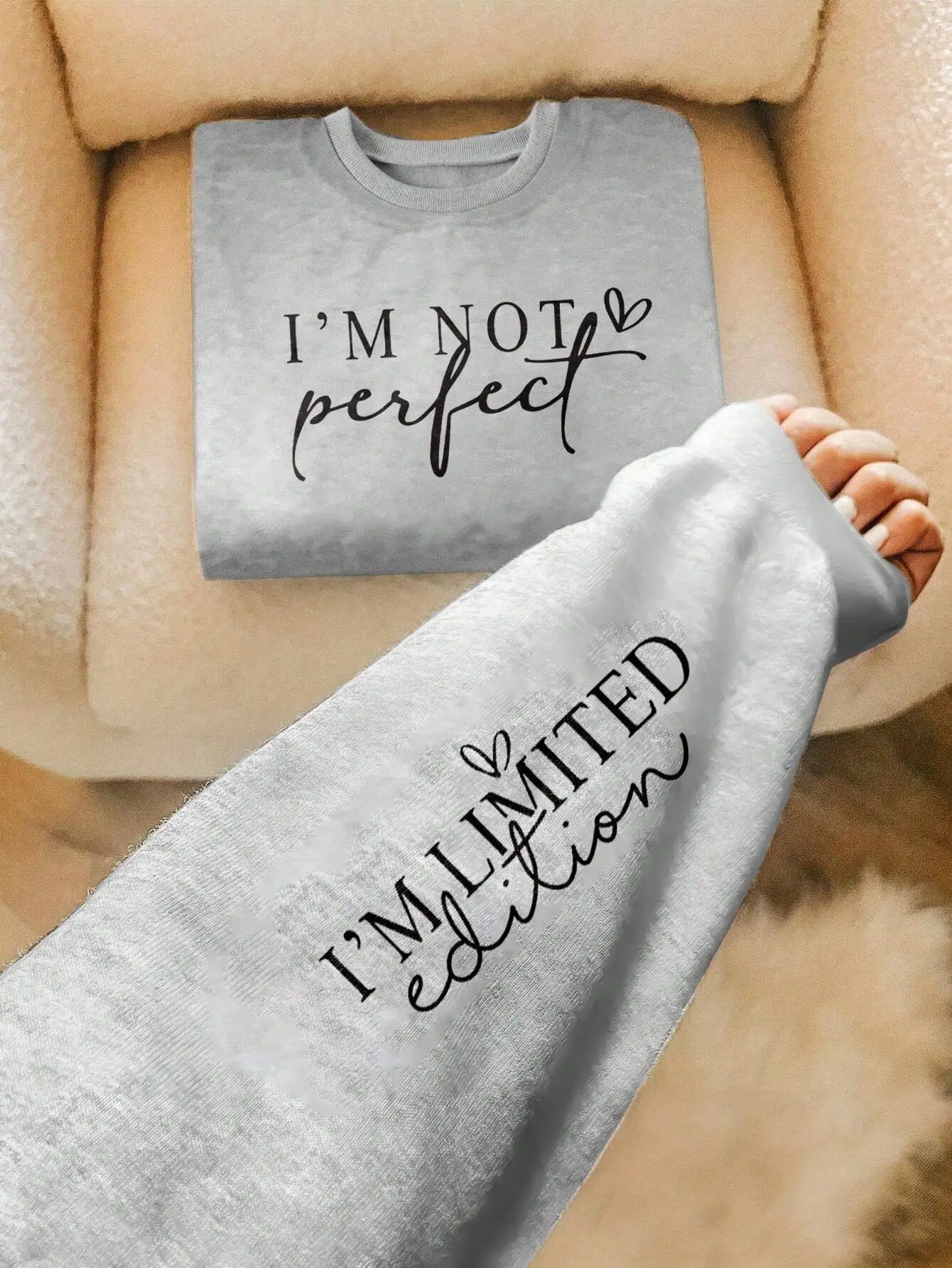 

I'm Not Perfect I'm Limited Edition Women's Long Sleeve Round Neck Sweatshirt, Casual Fall Pullover