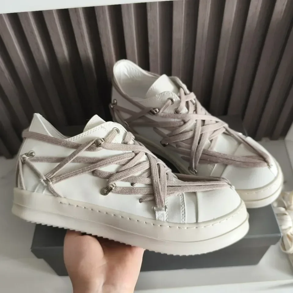 

Ro 2025 New Low Top Strap Pentagram Versatile Shallow Mouth Leather Single Shoe Men's Board Shoe Designer Shoes Men