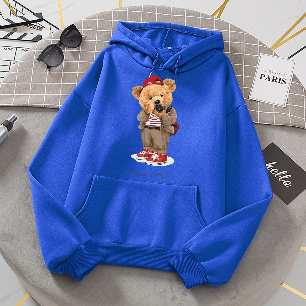 Fashion Teddy Bear Taking Your Photo Sweatshirt Woman Hip Hop Loose Hooded Casual Autumn Fur-Liner Hoodies Fashion S-Xxl Tops