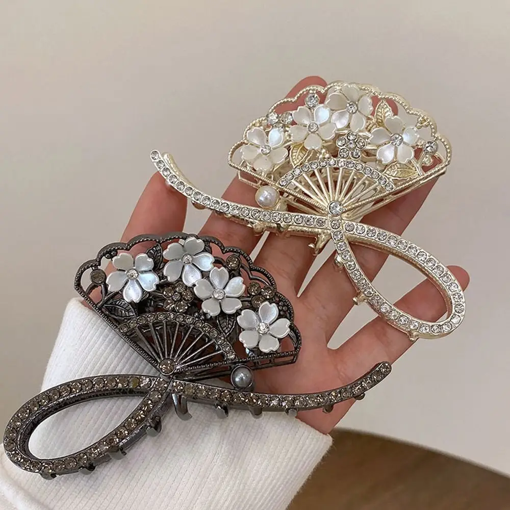 Holder Zircon Kont Crystal Fashion Headwear Hair Crab Clip Korean Shark Clip Flower Fan-shaped Hair Claw Women Hair Clips