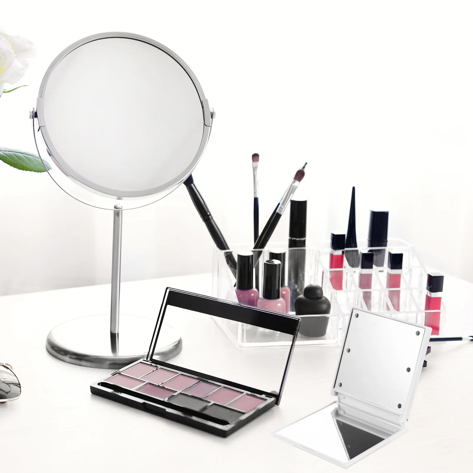 LED-make-upspiegel Draagbare compacte handspiegel Praktisch gebruik overal en overal Perfect cadeau voor vriendinnen