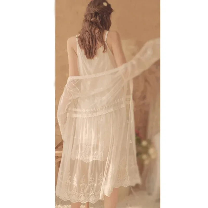 Bear's Den 2 Pieces Set Women White Lace Elegant Nightgowns Nightdress Sleepwear Lolita Spring Summer Palace Style Vin New 2025