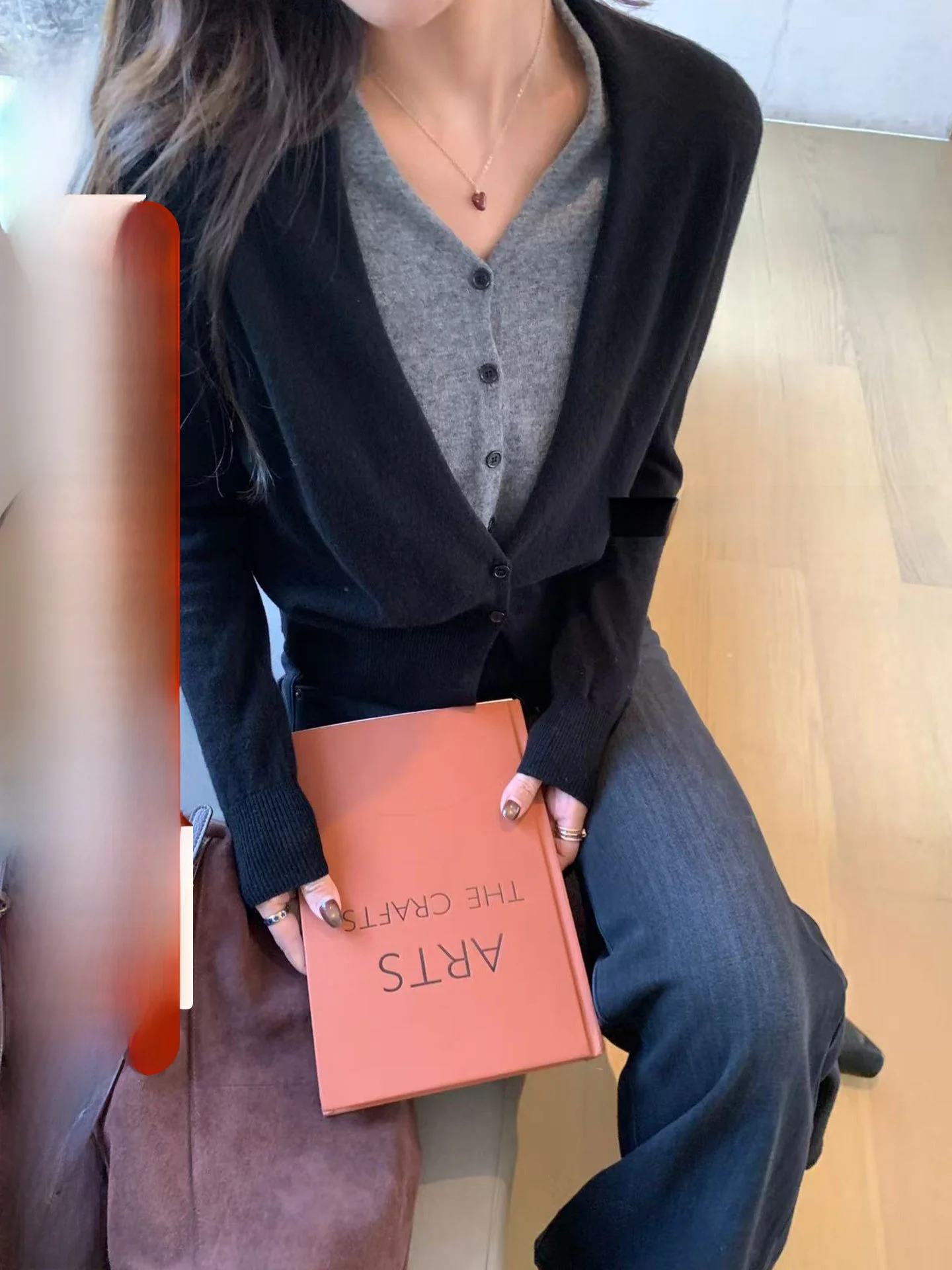 

Женский вязаный свитер из шерсти с эффектом похудения, модный, имитация двухслойного, свободного кроя, с длинным рукавом, круглым вырезом, утепленный, зимний...