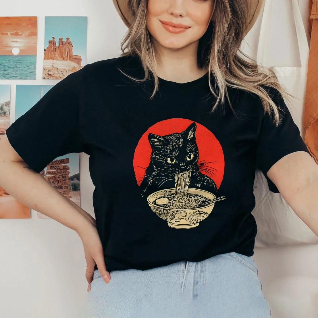

Japanese Style Retro T-Shirt Graphic Colorful Tees Street Wear Y2K Cat Eating Ramen Women‘s Clothes Cotton Casual Crew Neck