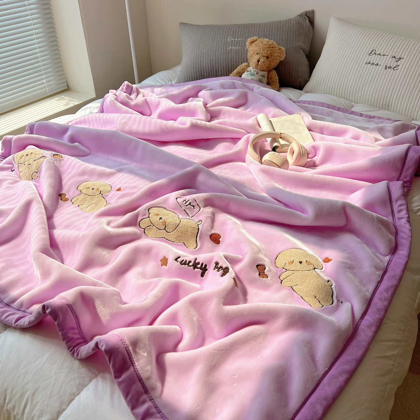 

Cloud Mink Velvet Blanket Fce Lined Thiened Nap Office Blanket Simple Design Single Double Size Polyester Fiber Warmth