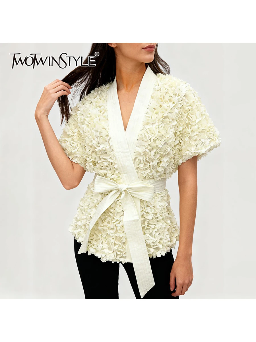 

TWOTWINSTYLE однотонные сращенные 3D цветочные модные жилеты для женщин, туника без рукавов с v-образным вырезом, лоскутный элегантный жилет на шнуровке, женский новый