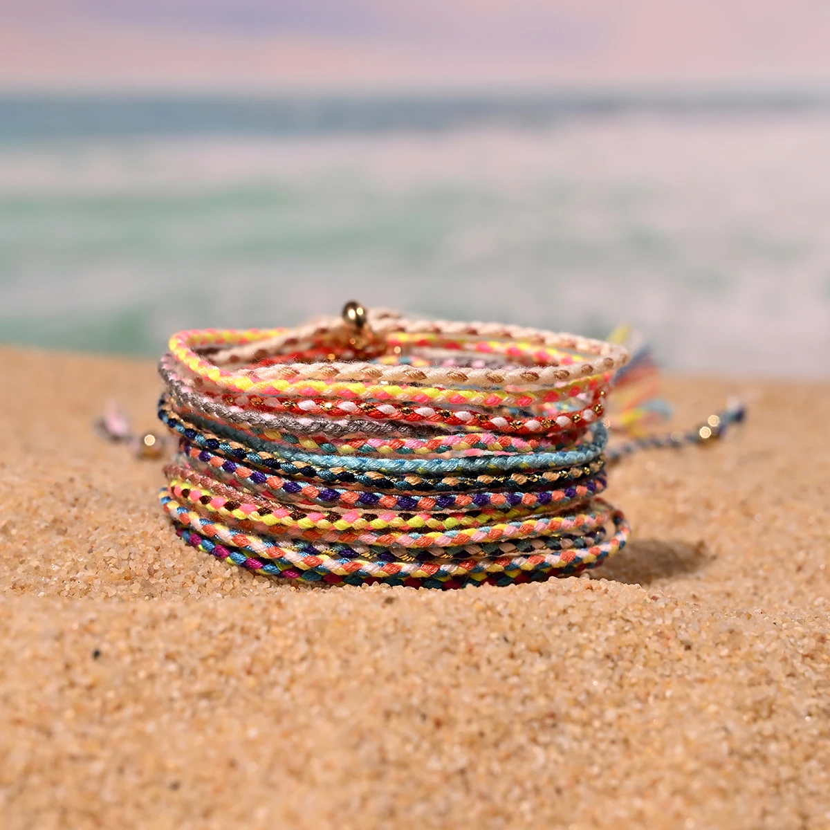 سوار شرابة بوهيمي للصداقة للنساء ، موضة الفتيات ، نمط الشاطئ الصيفي ، أساور جميلة ، 15 في اللوت