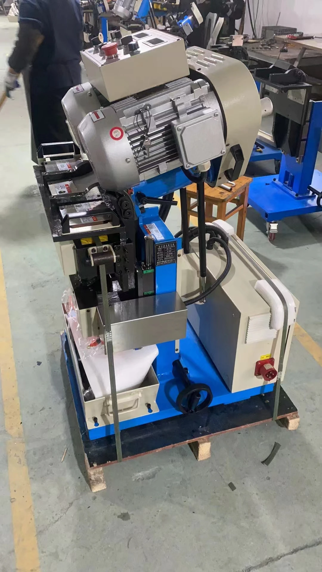 Automatic Steel Plate Chamfering Beveling Machine Edge Bevel Milling Machine For Plate BC-80