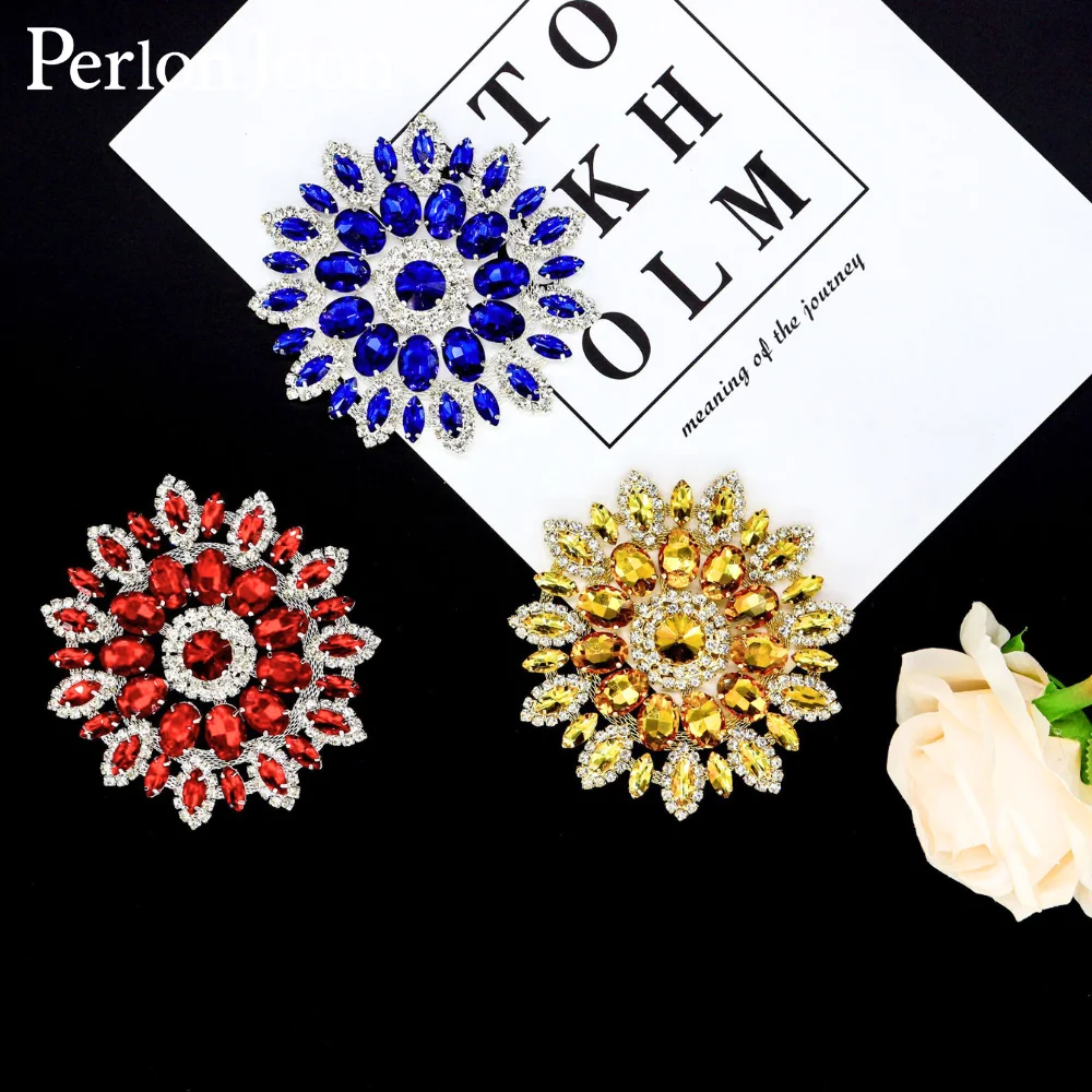 Rhinestone Inlaid Sunflower Decorative AB Coloured Diamond Horse Eye Five Flowers Jewelry Burnout Accessories Clothing XZ003