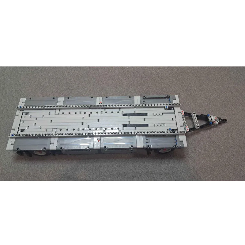 

MOC-94465 New Classic Multifunctional Three-Axle Trailer Building Block Model, 805 Parts, Boys' and Children's Birthday Toy Gift