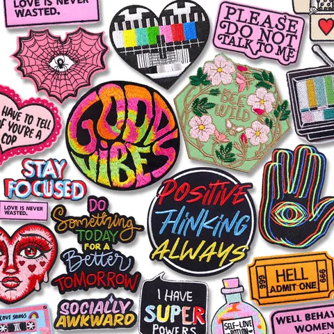 Parches bordados con eslogan de letras positivas y buenas vibraciones, parche de dibujos animados con personalidad DIY, parches para planchar para ropa, pegatinas para pantalones vaqueros