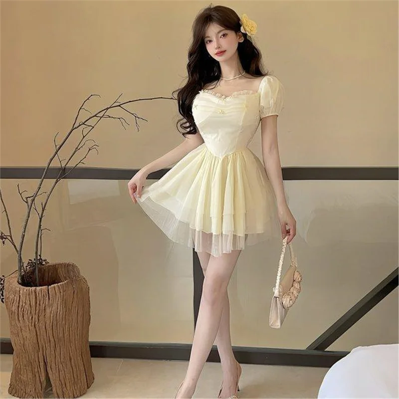 甘くてスパイシーなオルトスカート レディース 夏 ファッション スクエアカラー バブルスリーブ ウエストシェイプ ウルトラフェアリー パフスリーブ