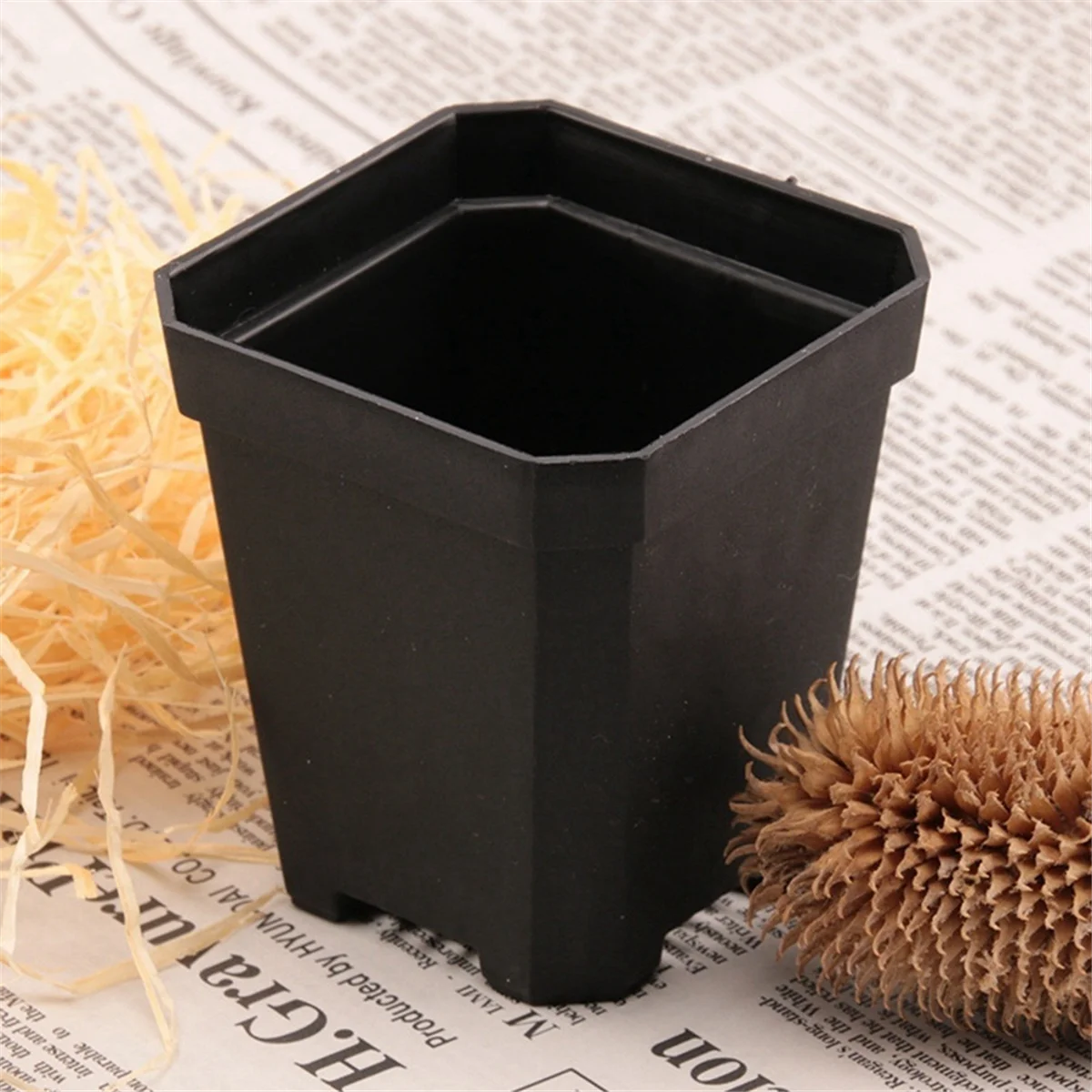 AT14 100PCS Plant Disposable Flower Pot Small Black Square Cutting Seedling Plastic Square Pot