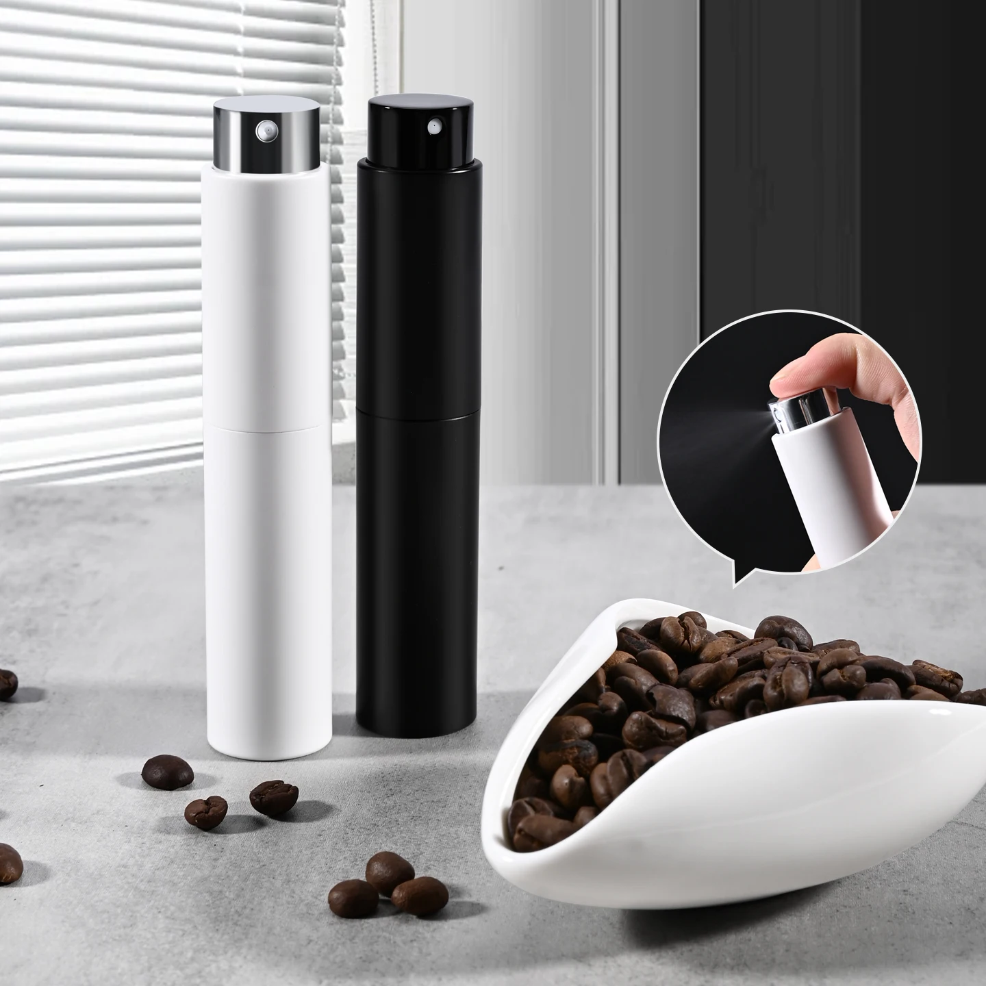 Humidificador portátil en aerosol, polvo antimoscas y electricidad estática, accesorios para molinillo de café expreso, bandejas dosificadoras de granos de café
