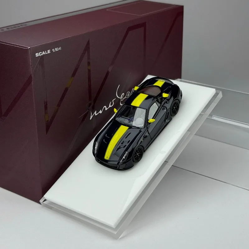 In Stock 1:64 599 GT 1/64 Resin Car Model Die-Cast Static Car Model Creative Decoration Item Holiday Gift