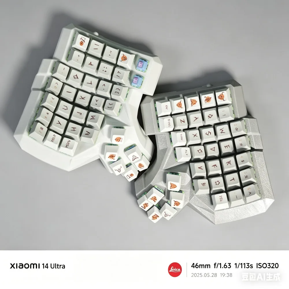 Dactyl74 Wired Split Keyboard Hot Pluggable with Palm Rest Dual Type-C Cable Connection Separate Keyboard Ergonomic Support VIAL