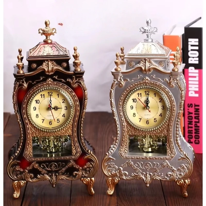 European Antique Desk Alarm Clock Classical Royalty Design Vintage Decorative Clock with Imperial Sit Pendulum Luxury Accent