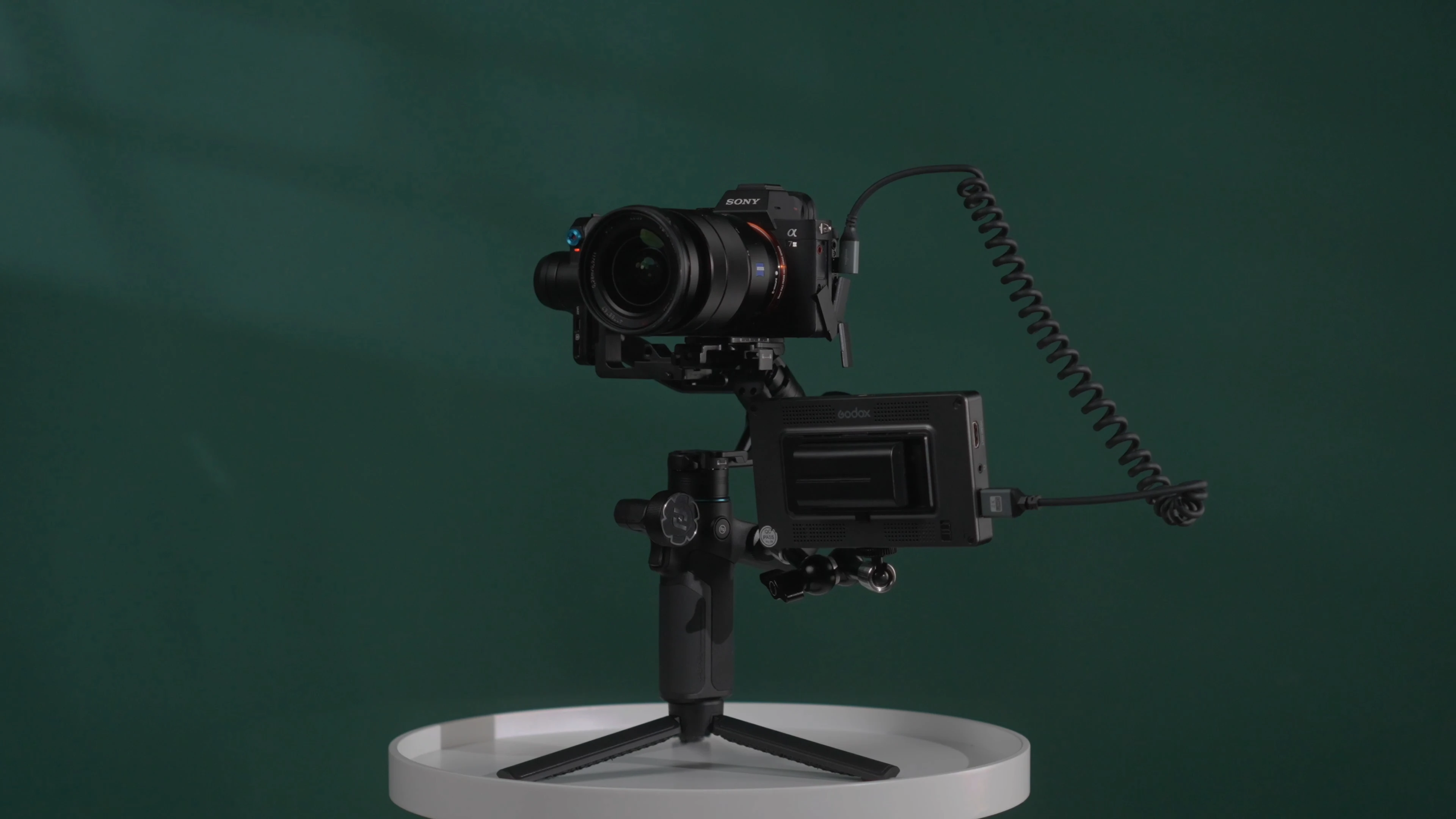 FeiyuTech SCORP Mini 3 Pro 3-in-1 Gimbal für Mirrorless-, Action-Kameras und Smartphones mit KI-Tracking 4.0, Abnehmbarer Griff, Unterstützt bis zu 2 kg, 14 h Akkulaufzeit – Detail 25