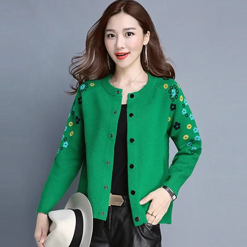 

New Fashion Spring Autumn O-neck Long Sleeve Knitting Cardigan Women Sweet Embroidery Short Loose Sweater Casual Green Tops