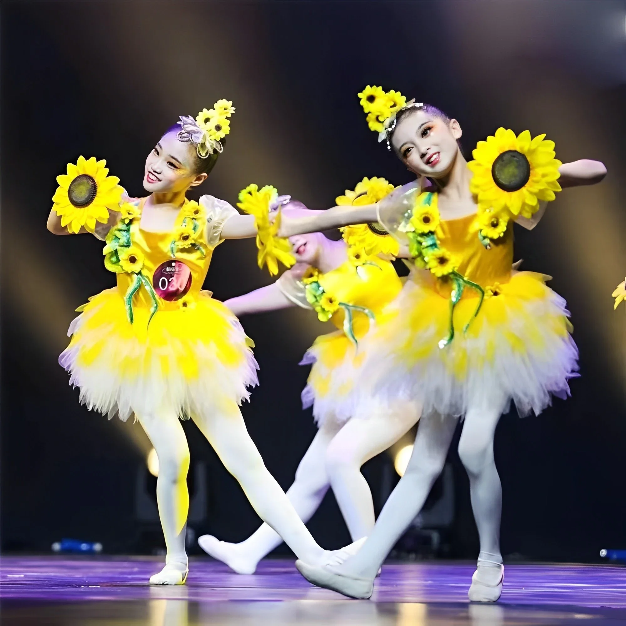 

Children’s Sunflower Performance Costume for Girls’ Yellow Style National Opening Dance Sunflower blossom Dress