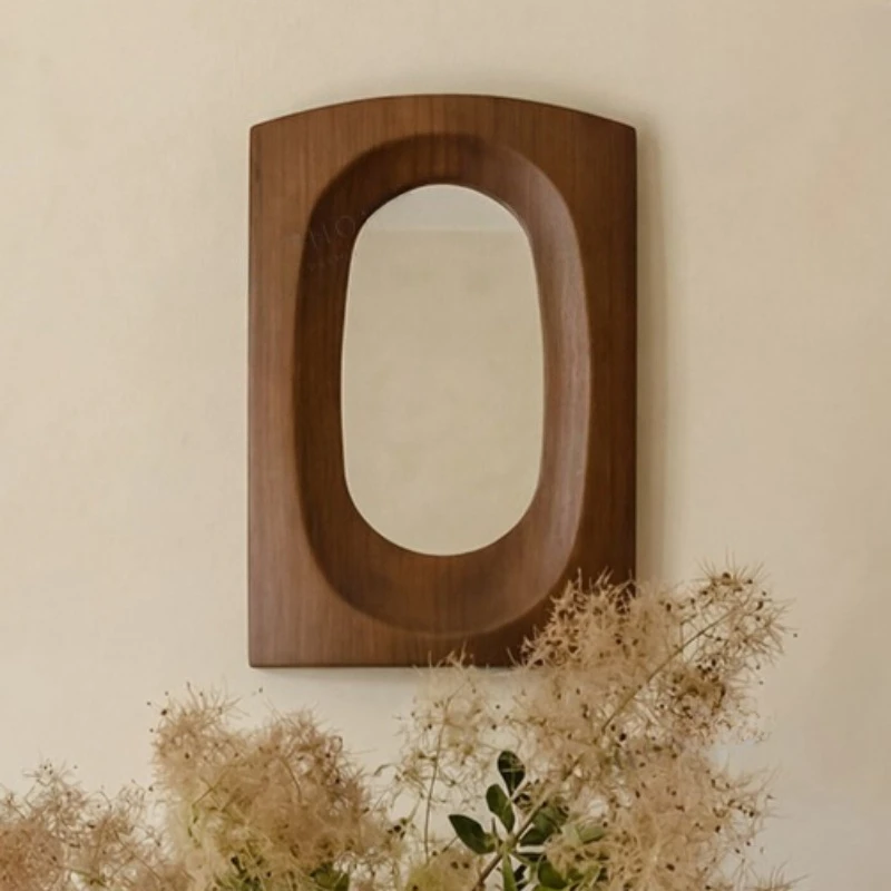 Retro Decorative Mirrors Wooden Wall Hanging Art Makeup Mirror Bedroom Aesthetics Round Mirror Living Room Elegant Mirrors Decor