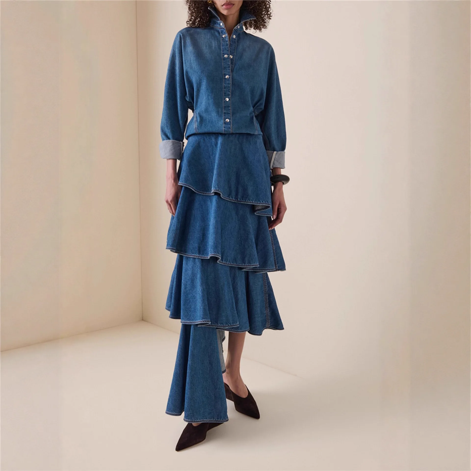 

Женский осенний комплект из джинсовой рубашки с рукавами реглан и асимметричной юбки-русалки с оборками, повседневный элегантный наряд