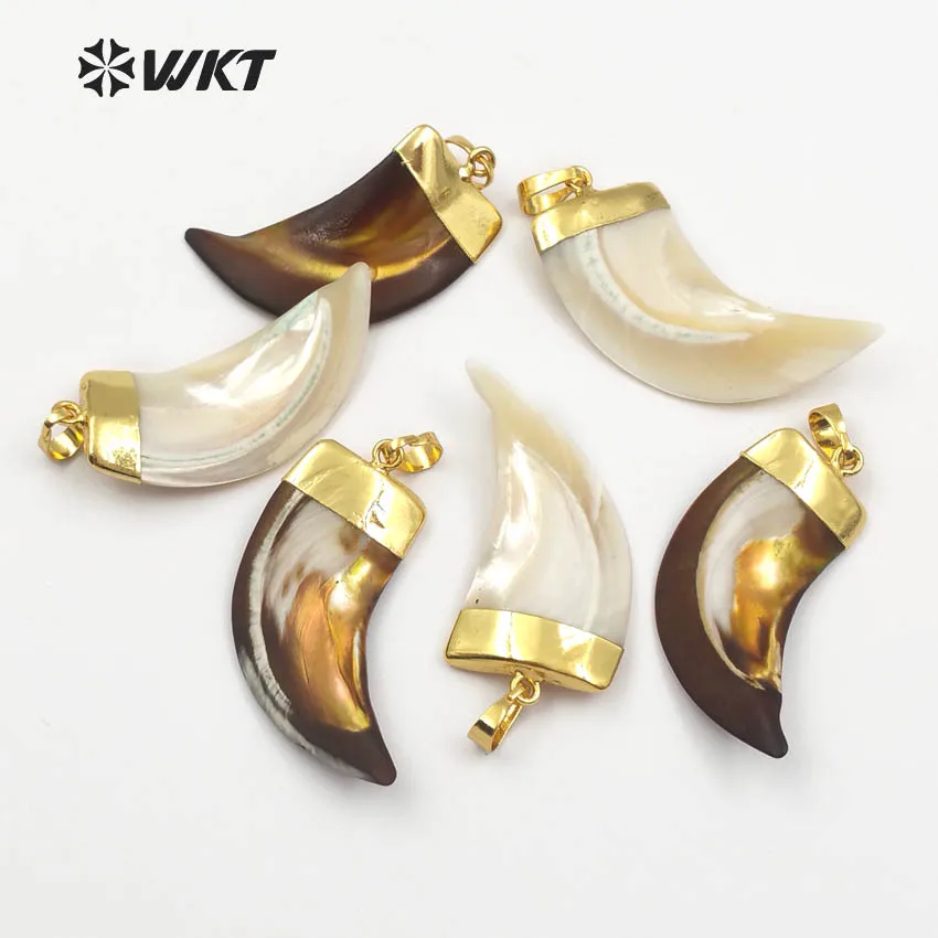WT-JP073 Wholesale Custom Lovely Natural Shell Moon Shape Pendant With 24k Gold Plated For Women Daily ACC