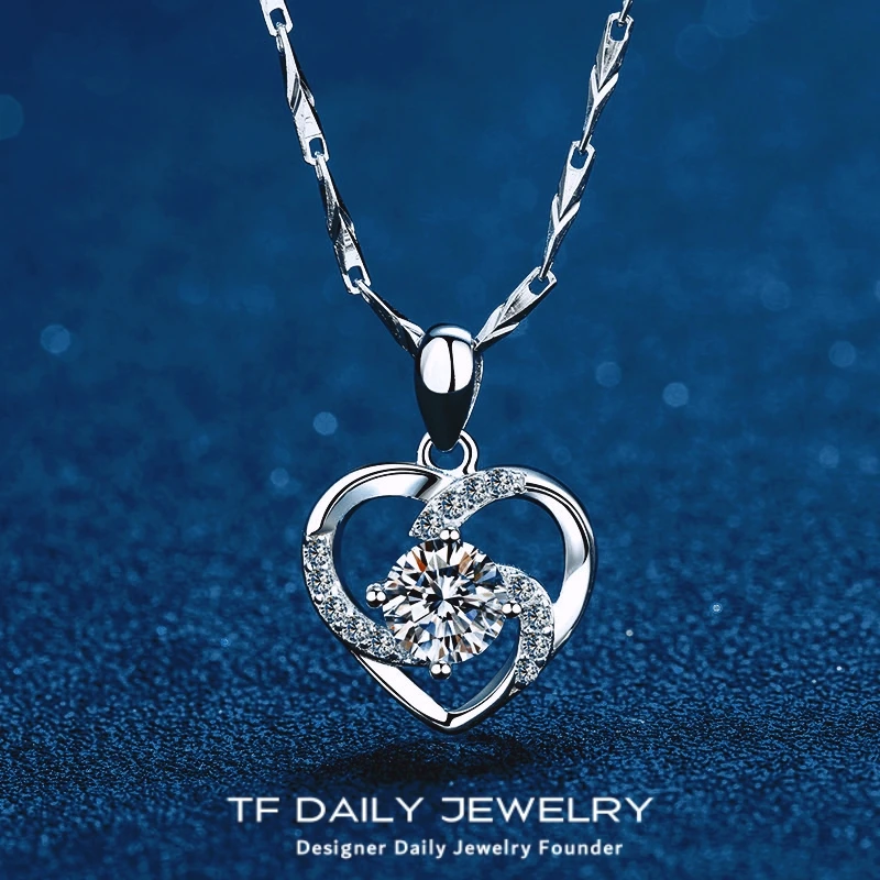 

Certified 18K White Gold Wedding Necklace for Women Original 0.8CT D Color Heart Moissanite Diamond Pendant Girl's Birthday Gift