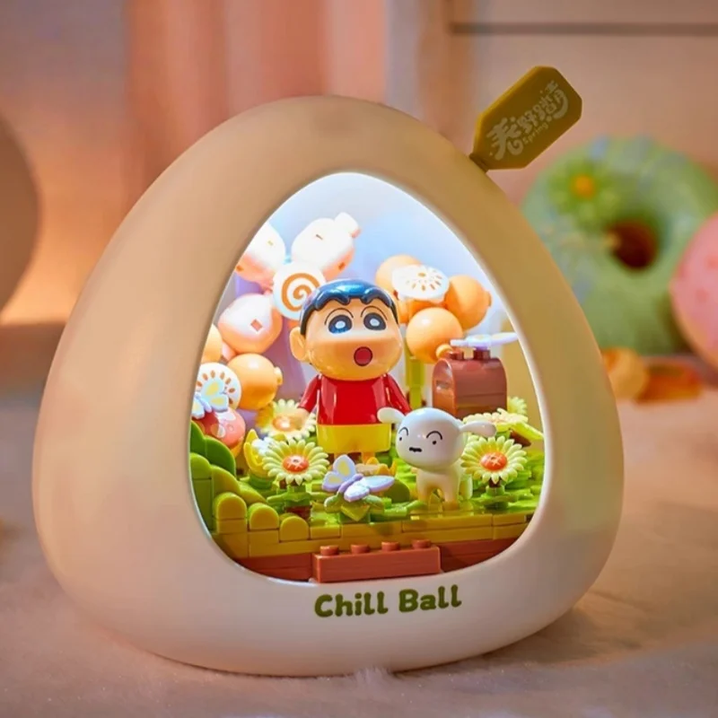 

BALODY Crayon Shin-chan Building Block Assembly Spring Outing Tat Light Model Toys Desktop Collection Ornaments Birthday Gifts