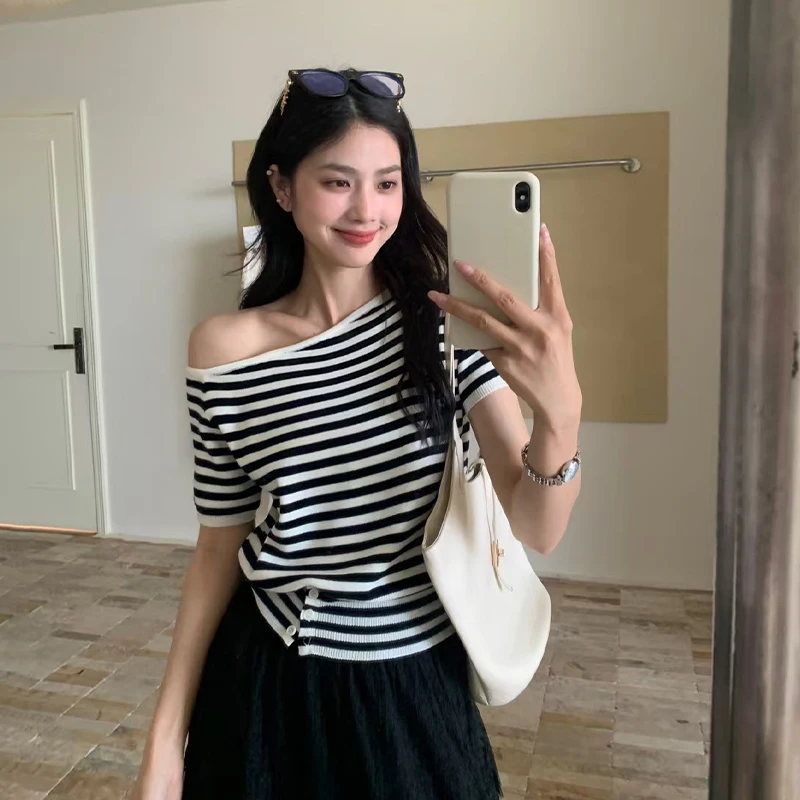 

Summer Fashion Sexy Stripe Off-shoulder Short Sleeve Slim Knitted T-shirt For Women