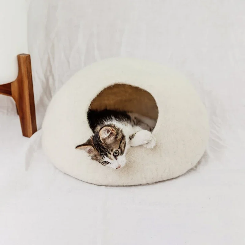 New Pet Cats Bed  Handcrafted Felted Wool Washable Waterproof pet furniture Premium Wool Felt Kitten Cave Fade Small Pet House