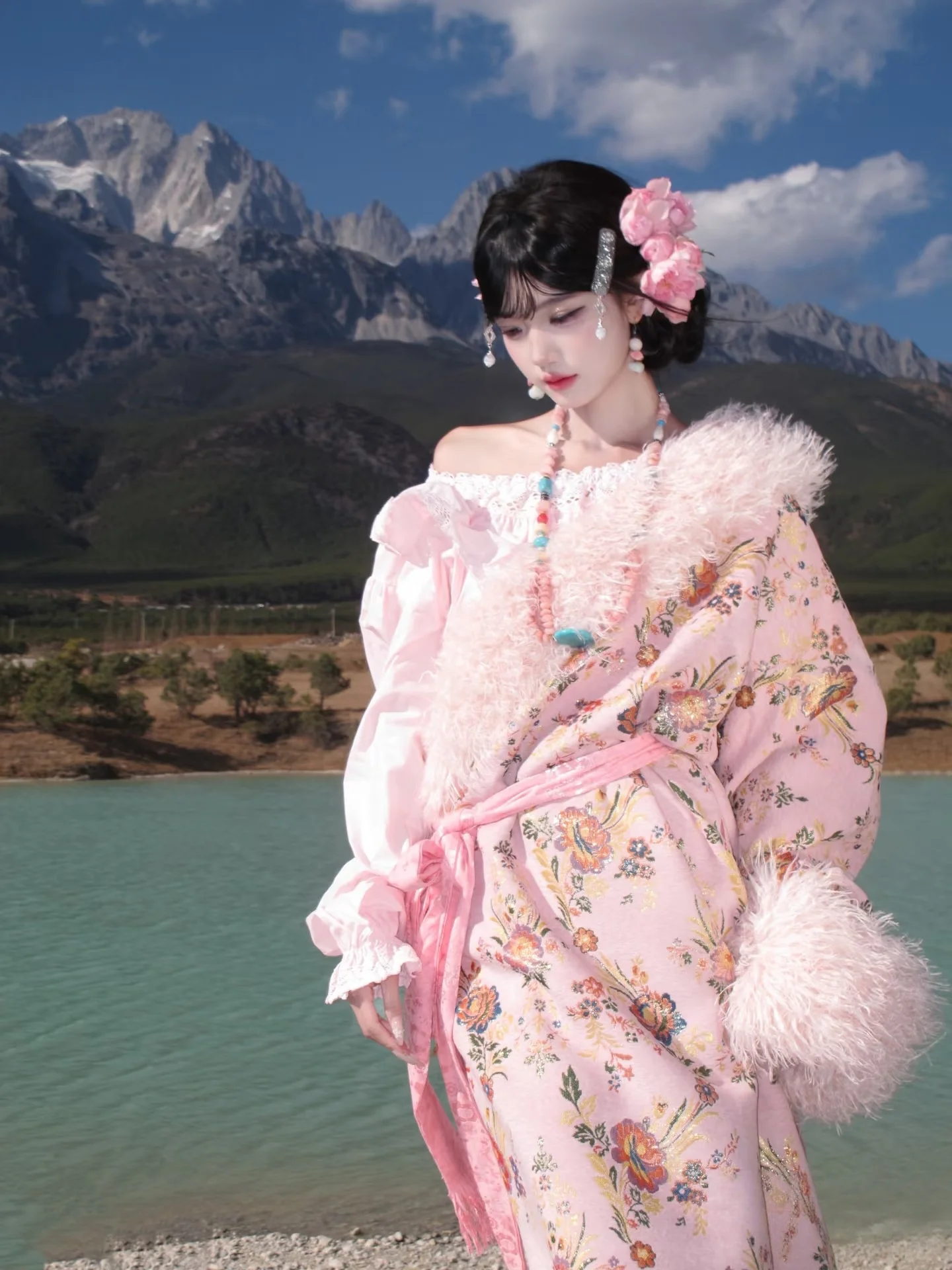 

Новый этнический тибетский костюм для путешествий и фотосессий, национальная одежда Лидзян, Юньнань, для фотосъемки девочек из Тибета, полиэстеровая ткань