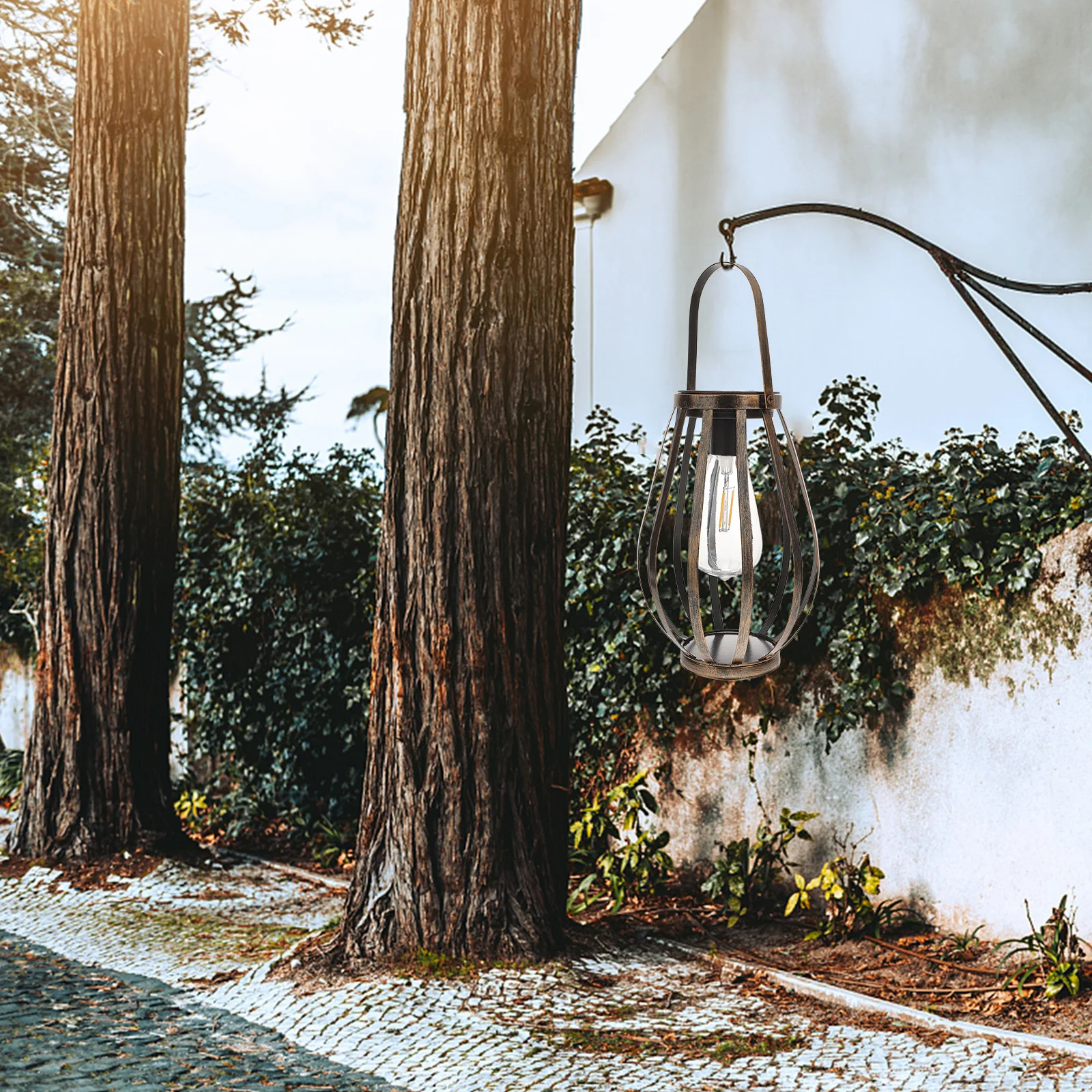 

Garden Waterproof Outdoor Decor Lantern Porch Solar Pathway Lights Hanging Solar Lantern Pathway Lighting Scene Layout