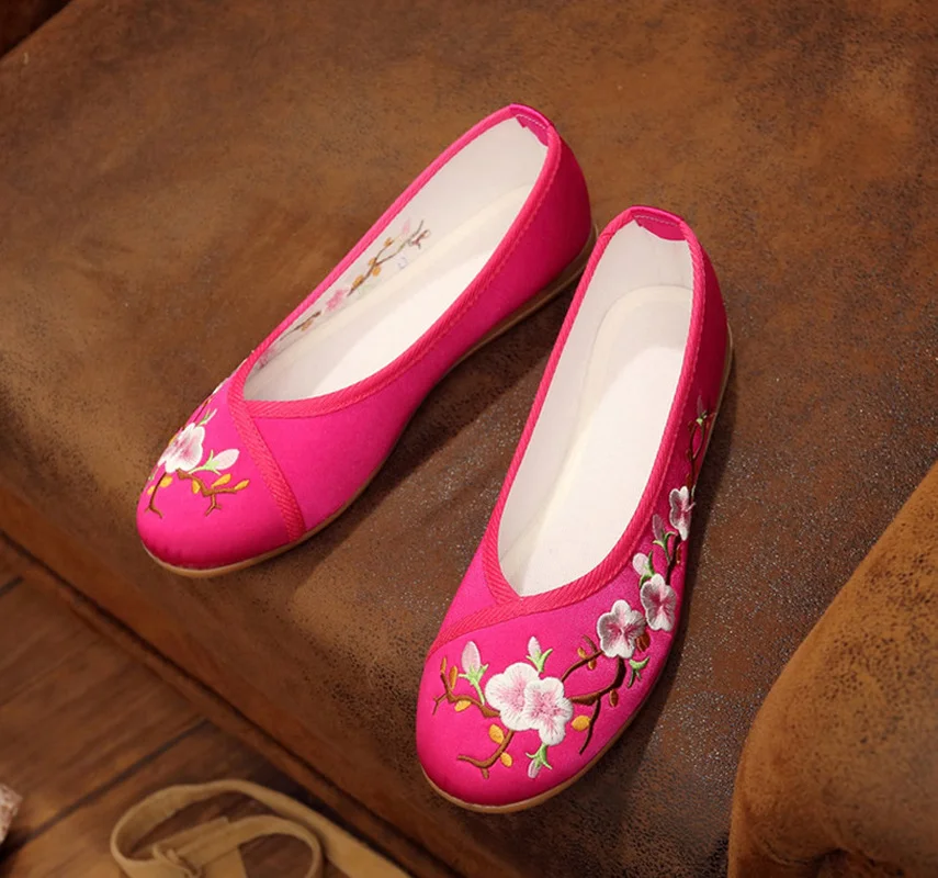 Women Summer 2023 Flat-heeled Shoe National Dance Flats Comfortable Women\'s Loafers 34 Women Chinese Embroidered Foral Shoes