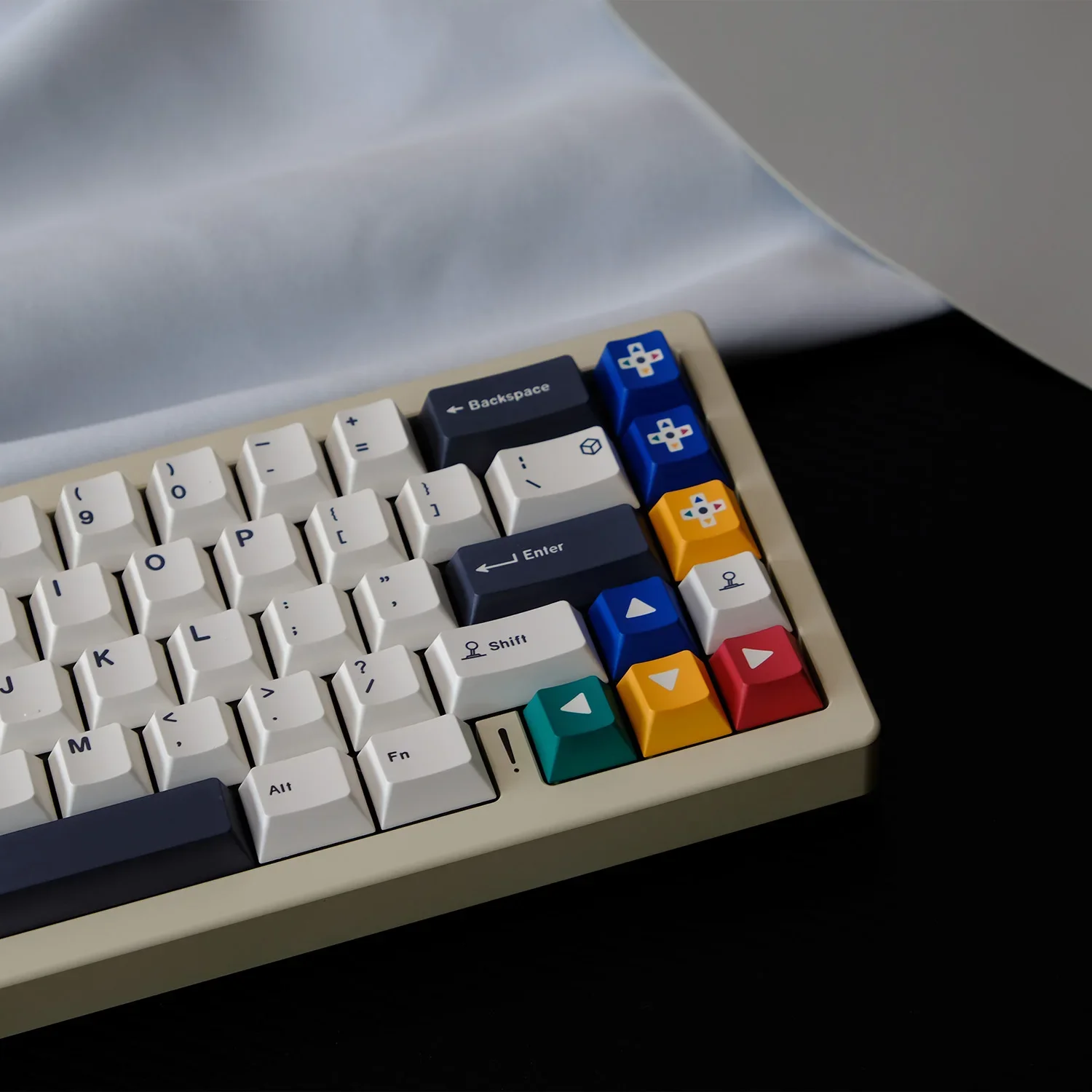150 klawiszy Anime Retro Gamees Boy White Keycaps Cherry Profile PBT Keycap dla MX Switch DIY ISO Layout GMK Mechanical Keyboard Cap