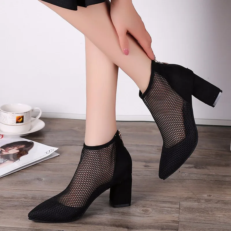 2023 Spring and Summer Mesh Hollow Sandals Boots Women\'s Pointed Toe All-match Thick Heels Medium High Heels New Ladies Sandals