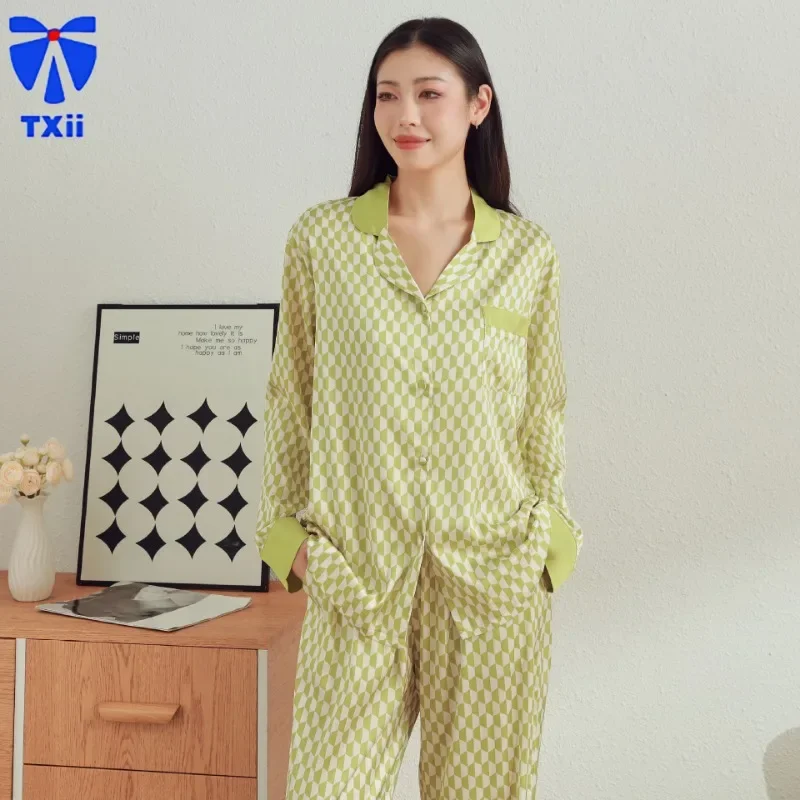 TXii Women's autumn long sleeved ice silk home clothes with checkered pattern printed pajamas can be worn outside sleepwear