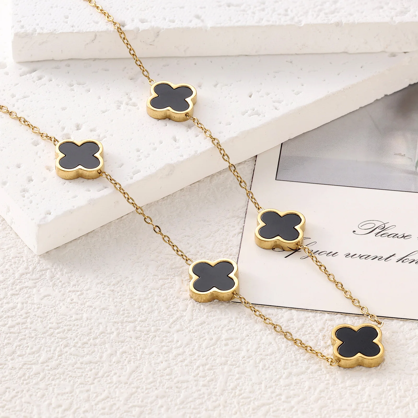 Fashionable And Elegant Luxury Stainless Steel Four-Leaf Clover Necklace And Bracelet Jewelry Set, Polished Flower Necklace image 5