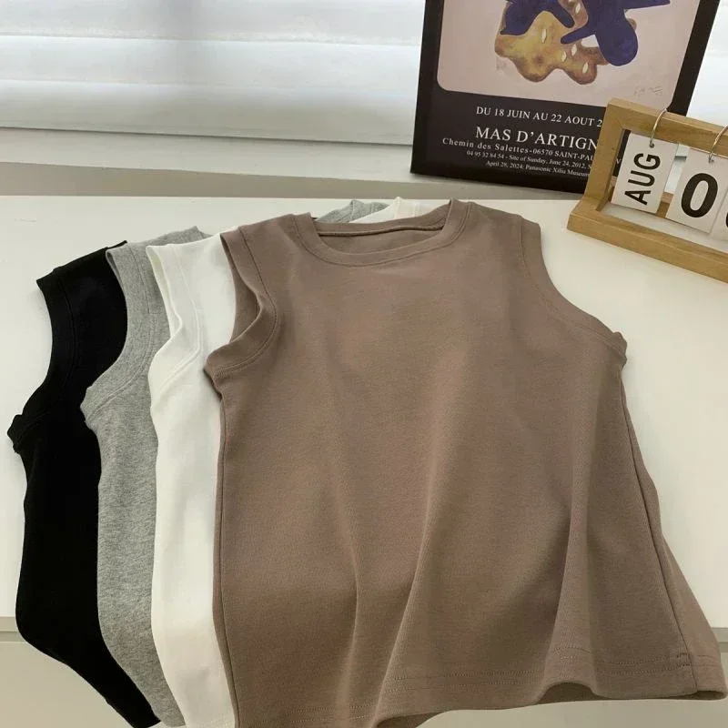Round Neck Colourful Basic Sleeveless Undershirt Cotton Tank Top Vest for Women Camisole with Coverage for Side Cleavage