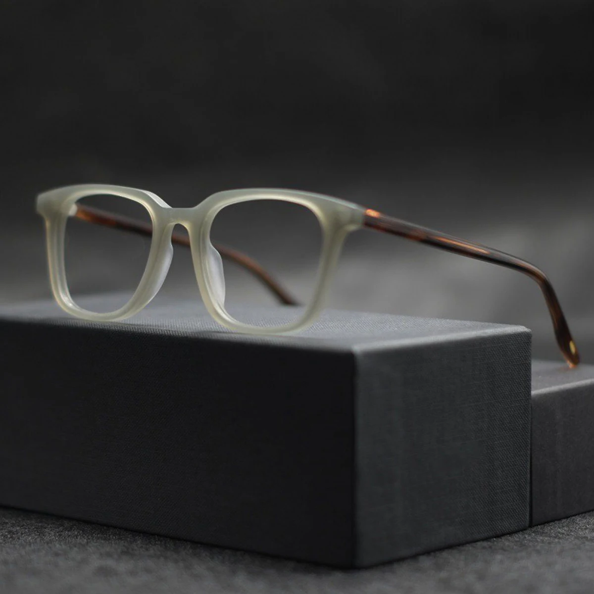 New Men Woman Anti Blue Light Glasses Retro Square Frame Glasses Classic Brand Square Retro Polarized Glasses Anti-Uv Men And Wo