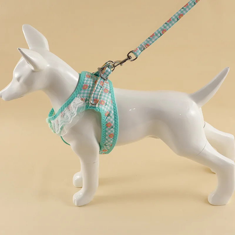 

Waterproof Leash Clip Anti-Escape Harness Lightweight Collar Adjustable Pet Walking Reflective Dog Harness No-Pull Durable Puppy
