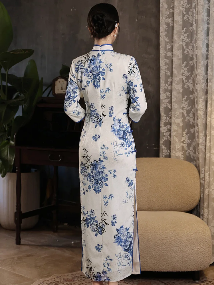 Traditional Mandarin Collar Seven Points Sleeve Women Cheongsam Printed Satin Slim Qipao Orientale Chinese Dresses