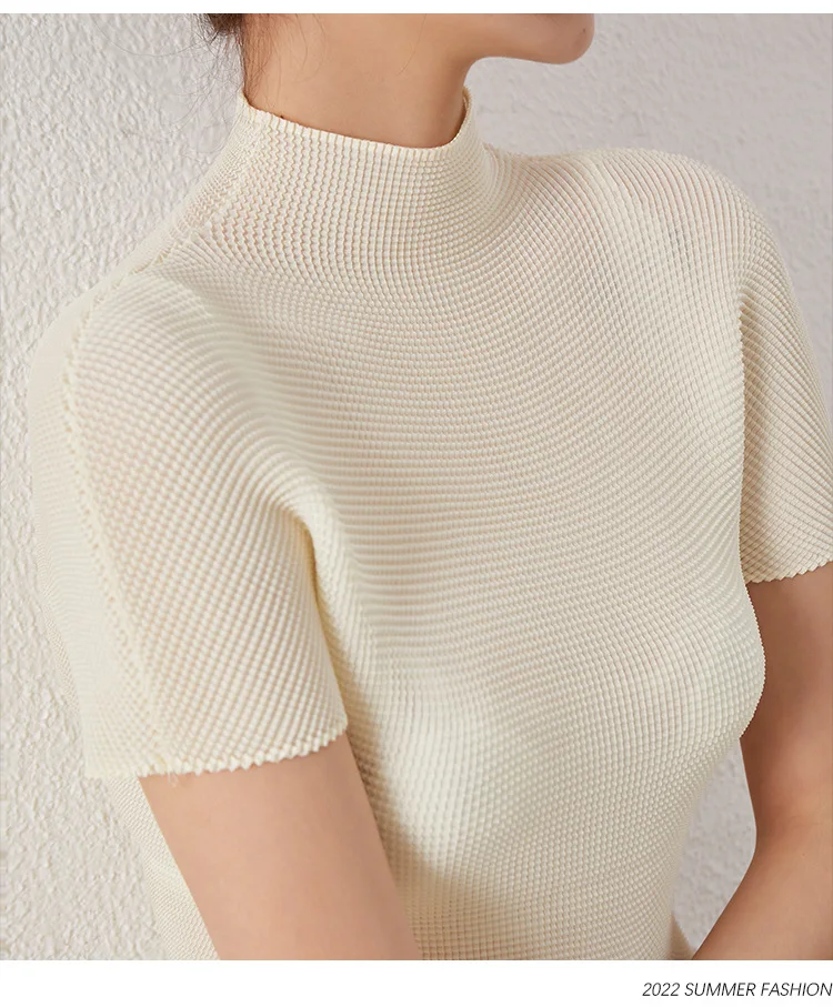 Miyake Main Line Short-Sleeve Women's T-Shirt, Lightweight, Breathable, Slightly Sheer, Slim Fit, Textured Top, Summer