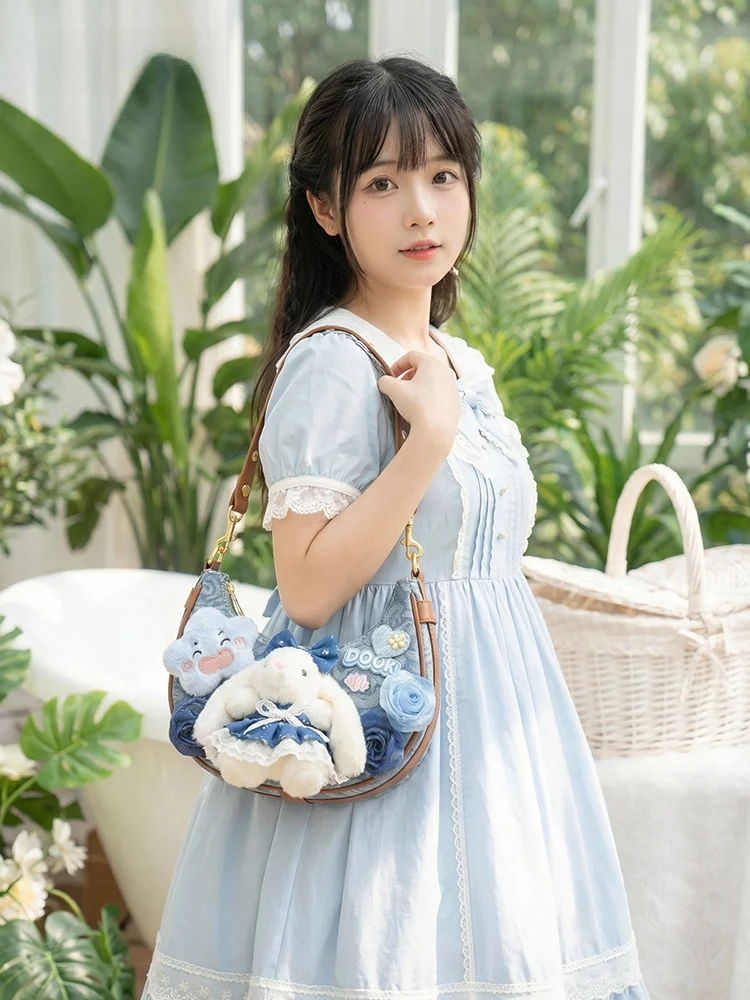 IOIAI Design Underarm Bag Women's High-End Sensation Single Shoulder Slant Moon Bag Gift Sweet Lady Style No Inner Pocket