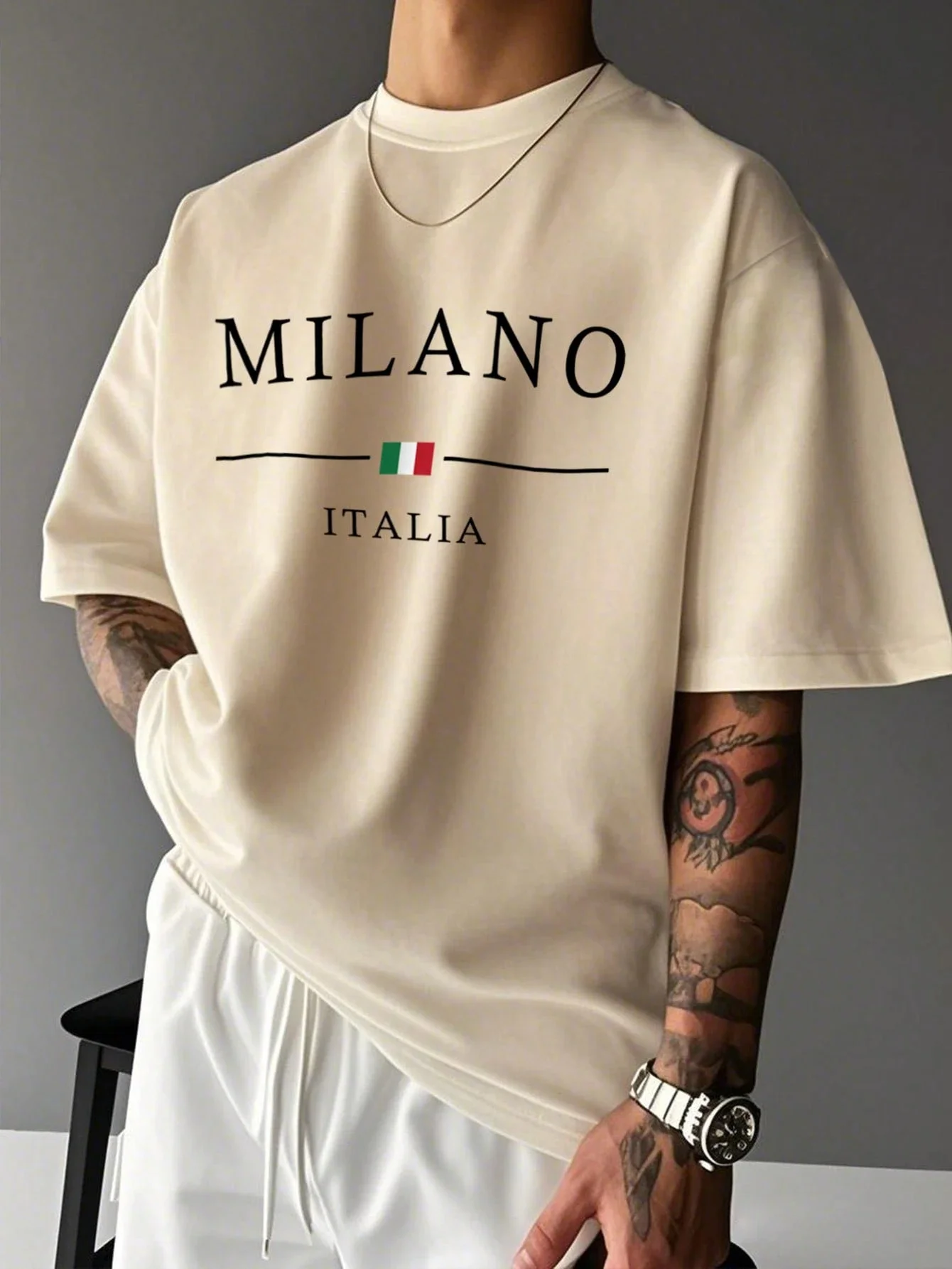 100% Pure Cotton Men's Casual Loose and Fashionable MILANO ITALIA Pattern Printed Comfortable Short-Sleeved Round-Neck T-Shirt