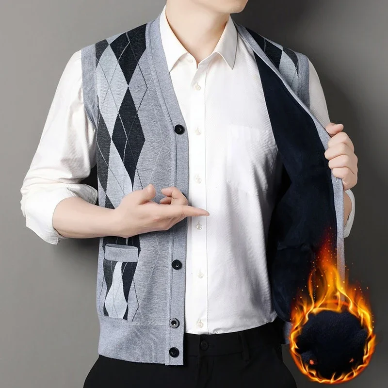 

New Men's Sweater Vest Warm and Slim Fit Knitted Vest Autumn and Winter V-neck Cardigan Mens Clothes