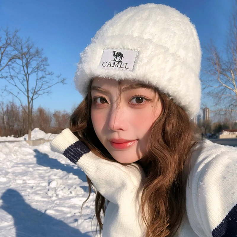 GOLDEN CAMEL Hiking Hats Winter New Wool Yarn Knitted Hat for Women Ear Protection Warm Wool Cold Caps Face Little Couple Travel