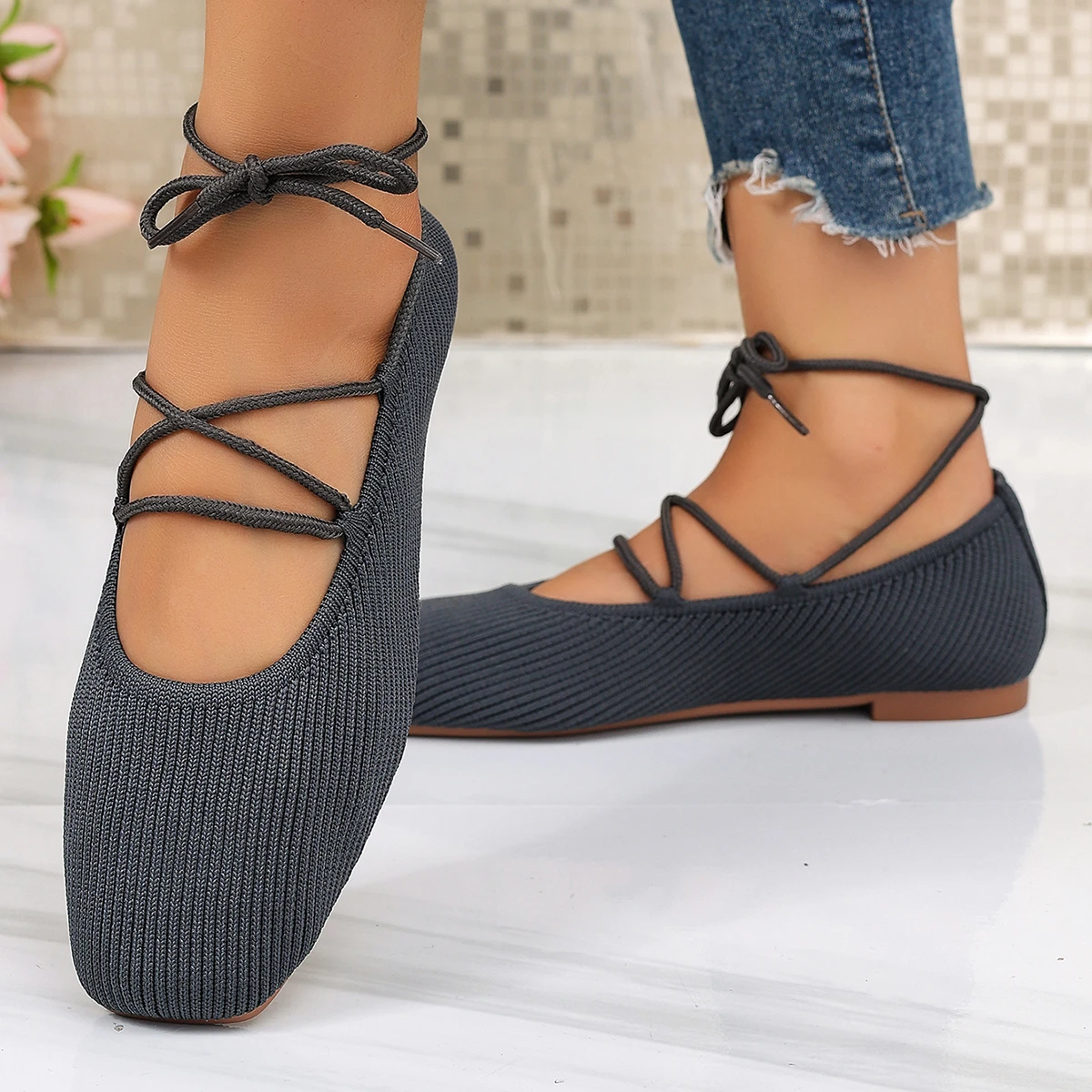 Französische flache Schuhe 2026 Sommer Neu Runde Zehenpartie Atmungsaktive Leichte Ballett-Strick-Freizeitschuhe Bequeme Damenschuhe – Detail 3